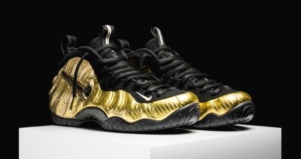 all black and gold foams